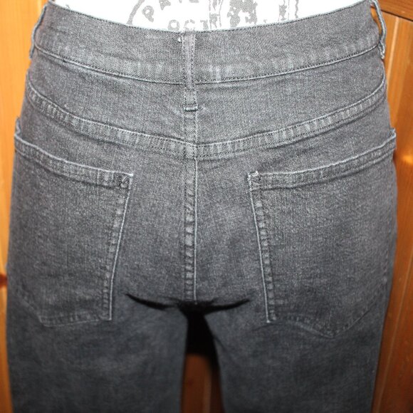 Talbots High Waist Relaxed Jeans - Carnegie Wash Size 8 - Picture 7 of 9